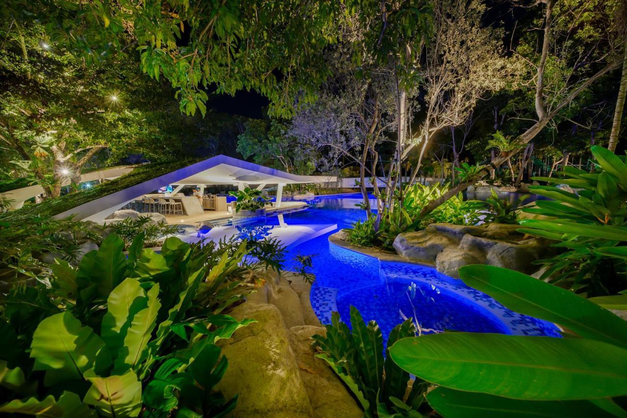 Tambuli Seaside Resort And Spa Lapu-Lapu City Exteriör bild