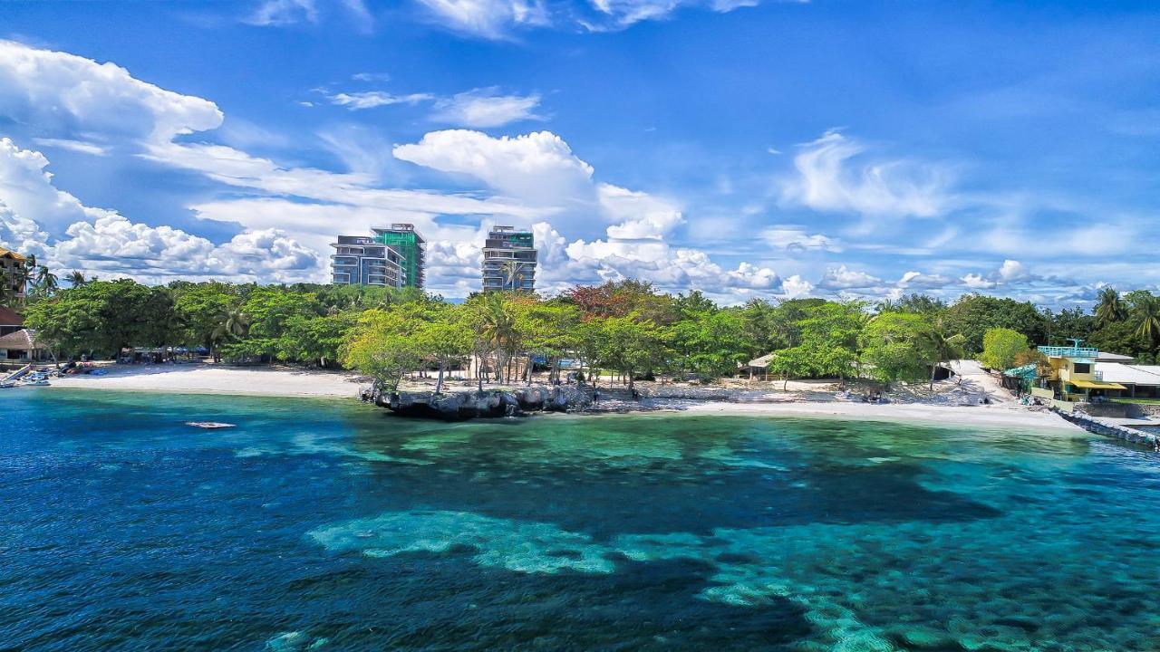 Tambuli Seaside Resort And Spa Lapu-Lapu City Exteriör bild